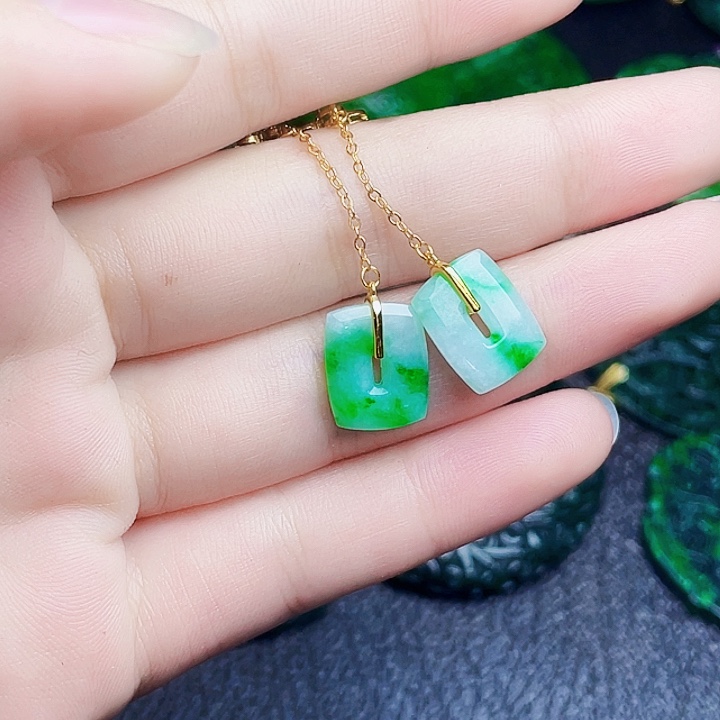 翡翠银S925镶嵌颈饰多样性