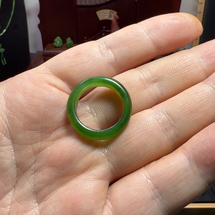 和田玉（碧玉）颈饰未镶嵌