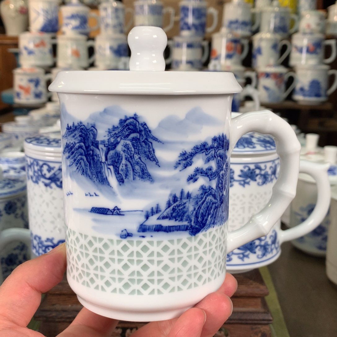 （**）景德镇陶瓷高温办公杯