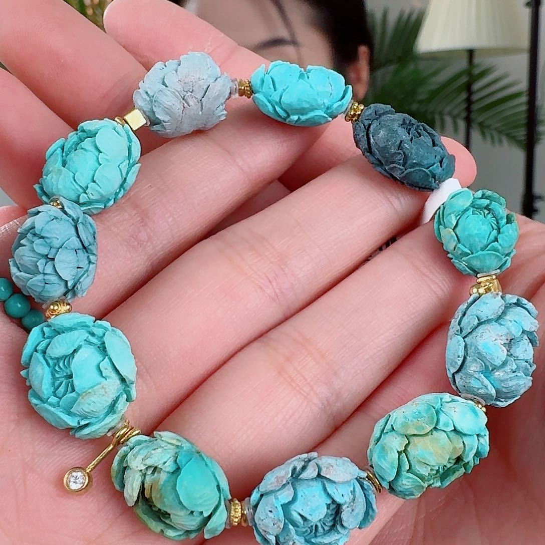 18K金镶嵌绿松石珠宝奇石