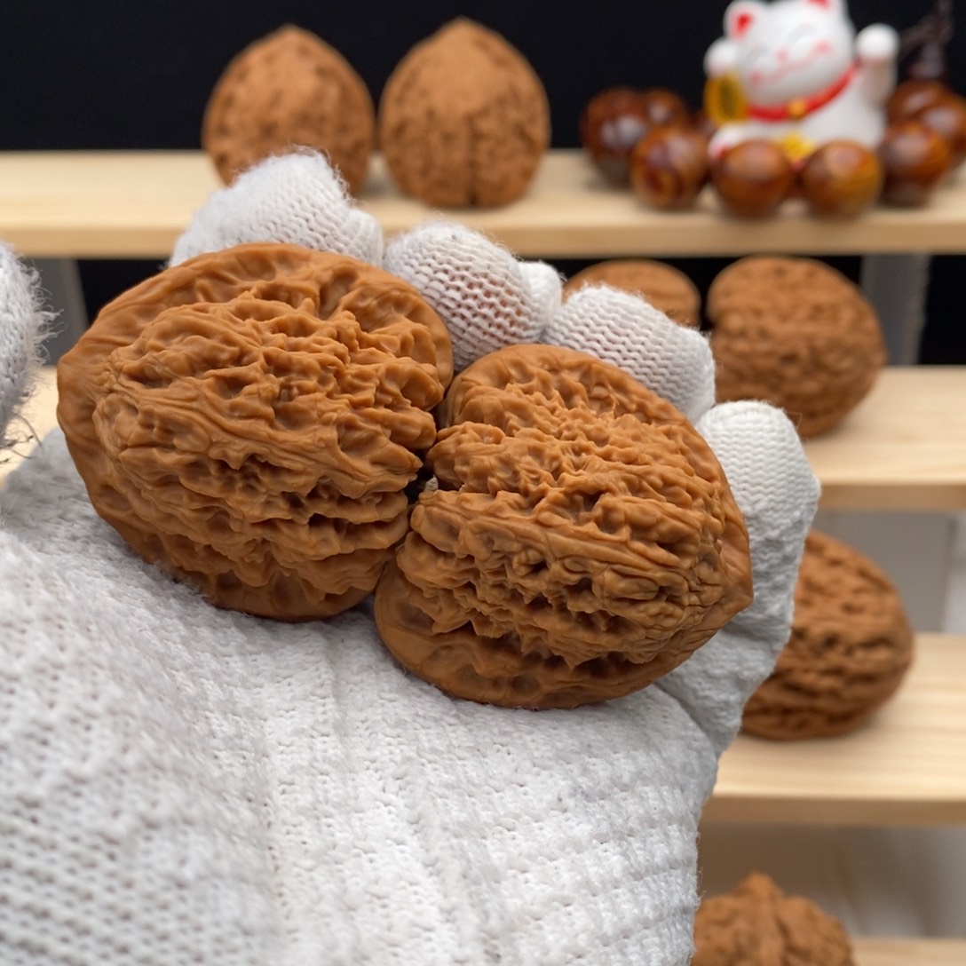 半***蛋文玩核桃把件涿鹿南疆