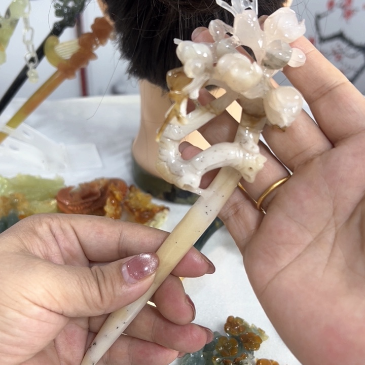 定制蛇纹石玉毛货发饰