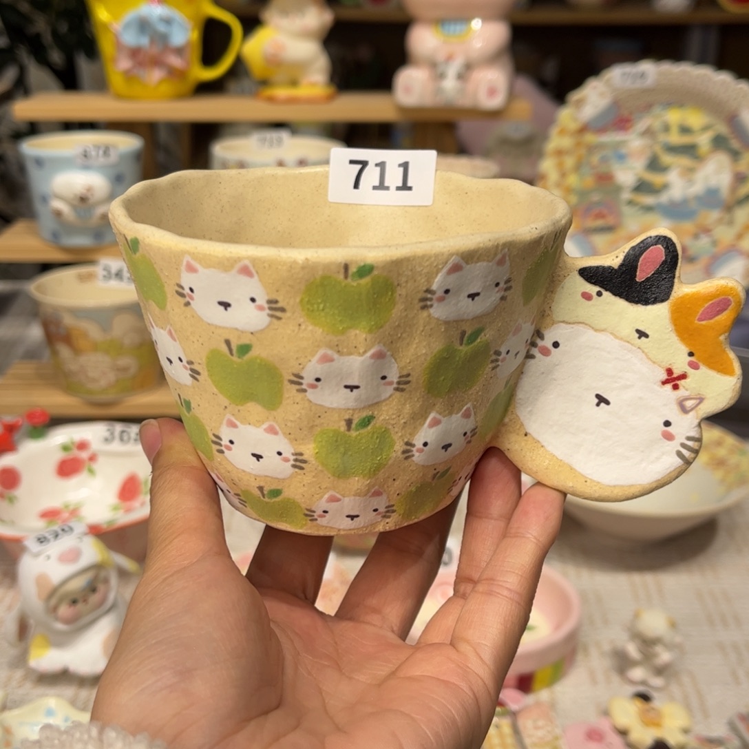 瓷片711哈哈哈哈哈哈哈哈