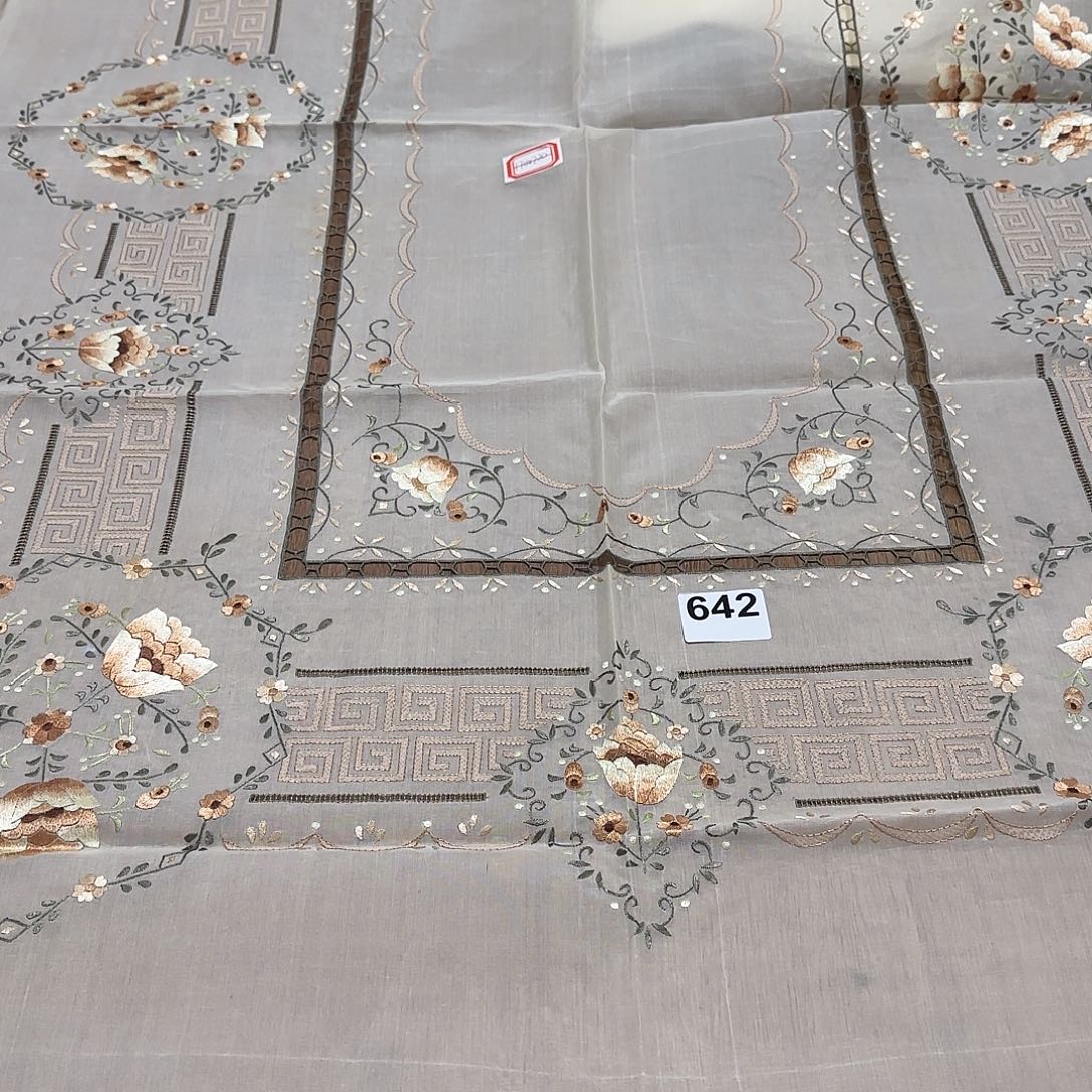 亚麻手绣生丝桌布1.6✖️2.6，642
