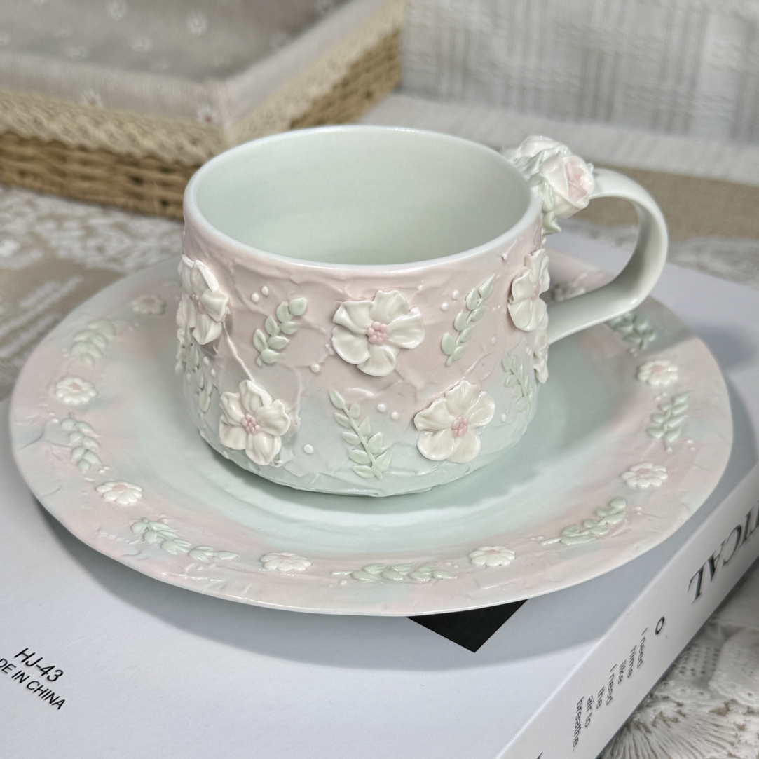 原创立体花卉釉下彩杯碟手工