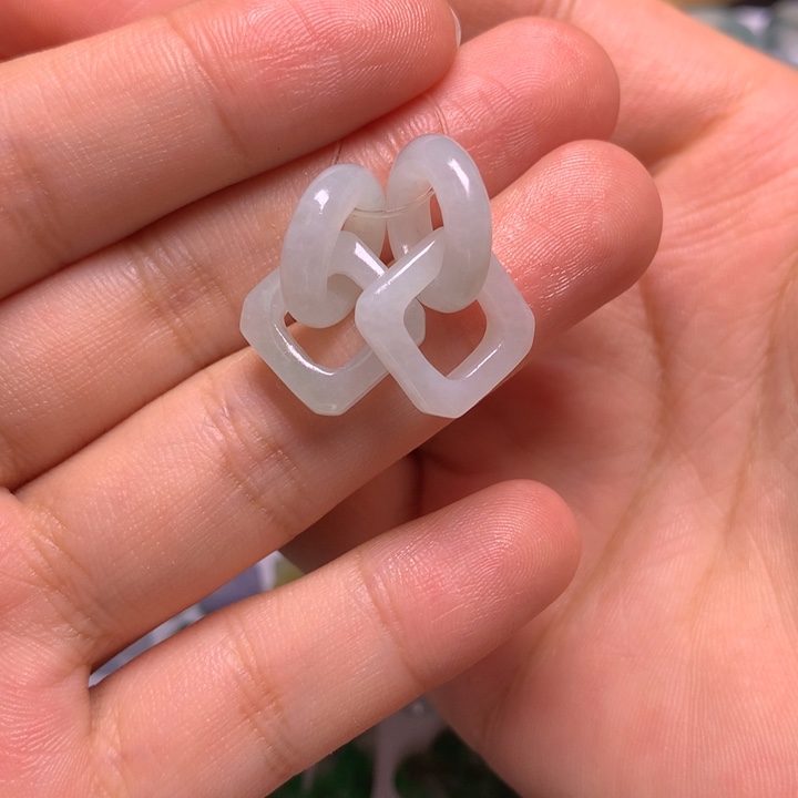 定制翡翠未镶嵌耳饰