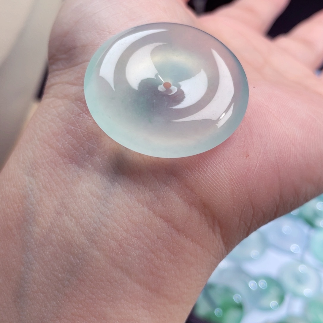 颈饰未镶嵌翡翠平安扣