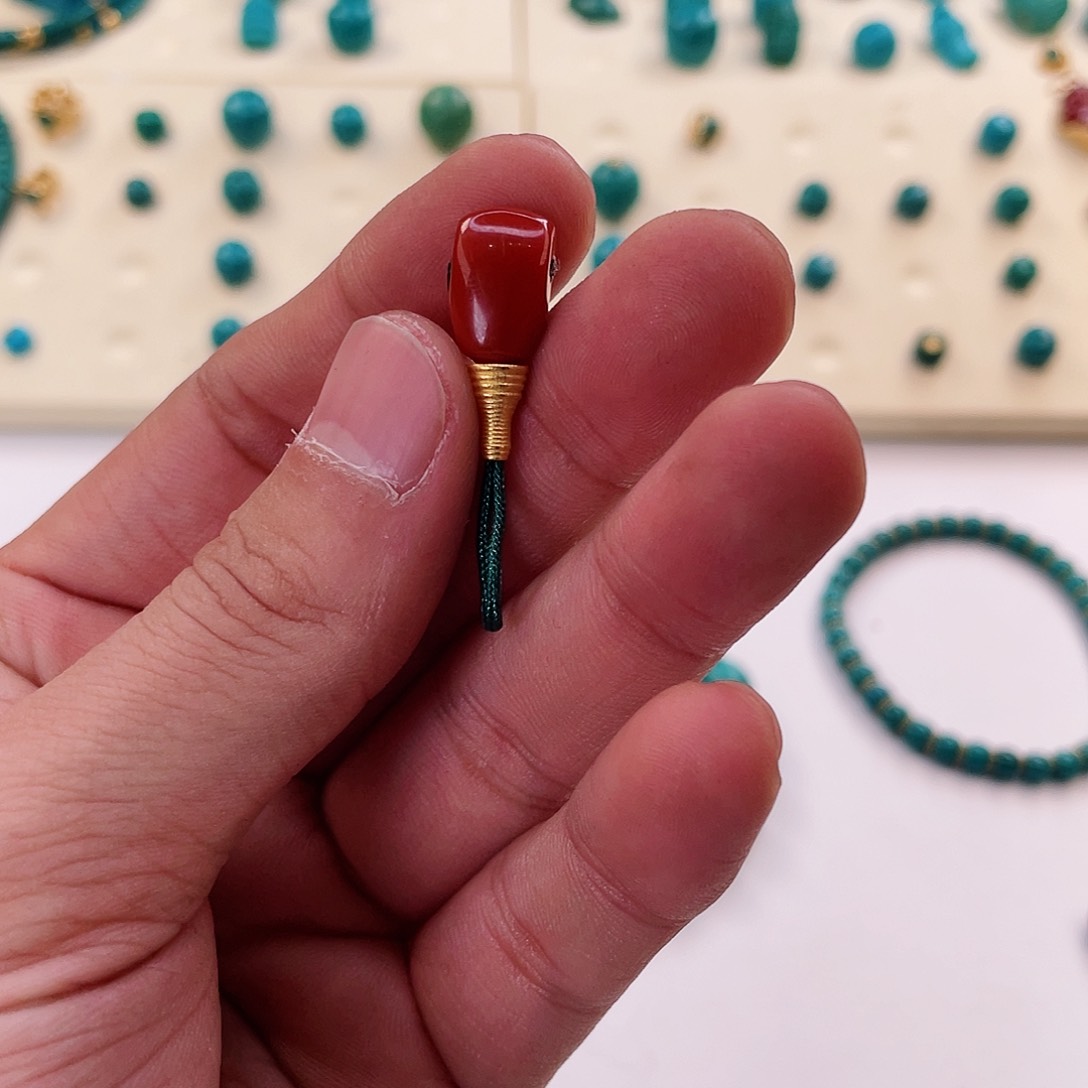 南红玛瑙颈饰未镶嵌