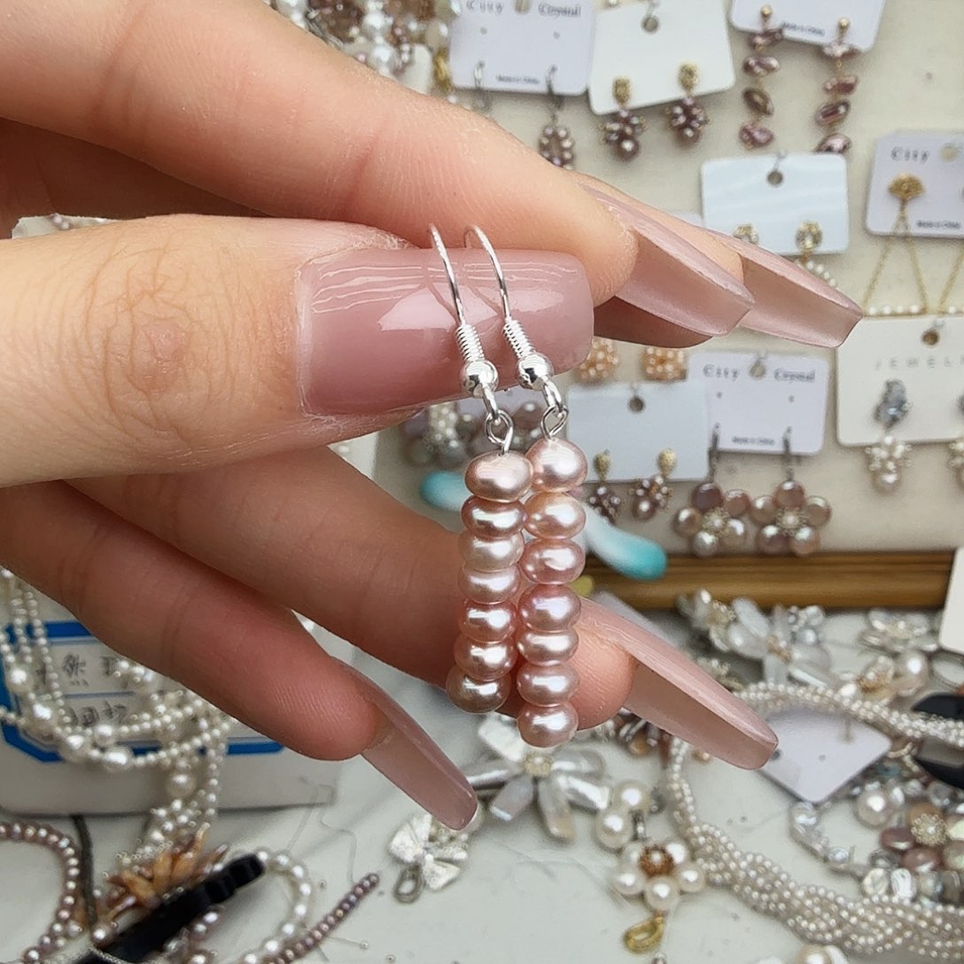 颈饰未镶嵌淡水珍珠