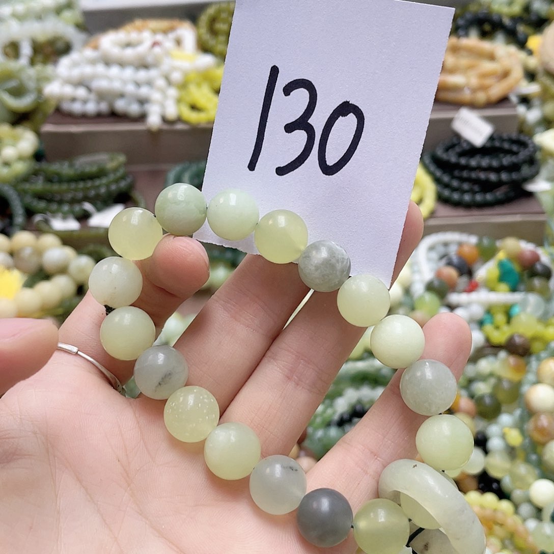 未镶嵌蛇纹石玉手链