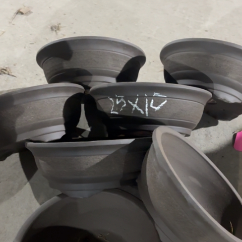 紫砂花盆100-7。 25-10