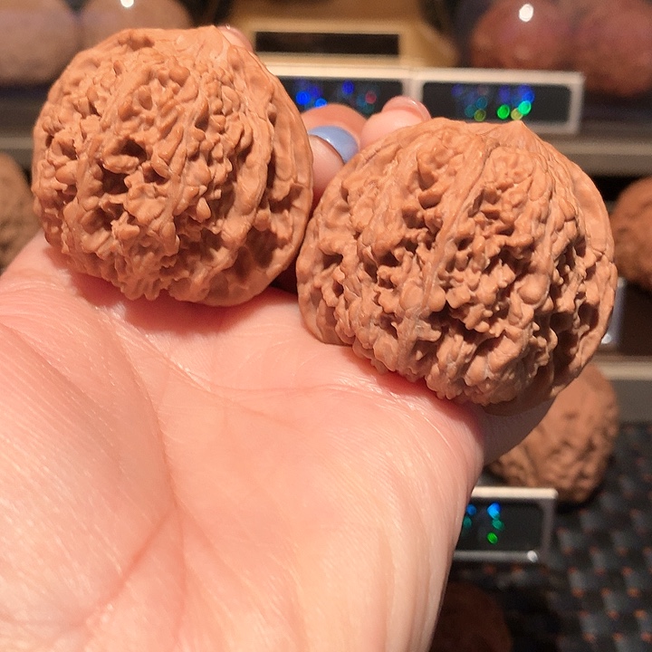 万***盘文玩核桃把件满天星