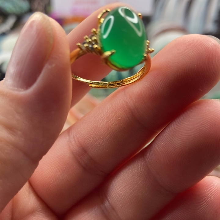 东陵石手镯未镶嵌