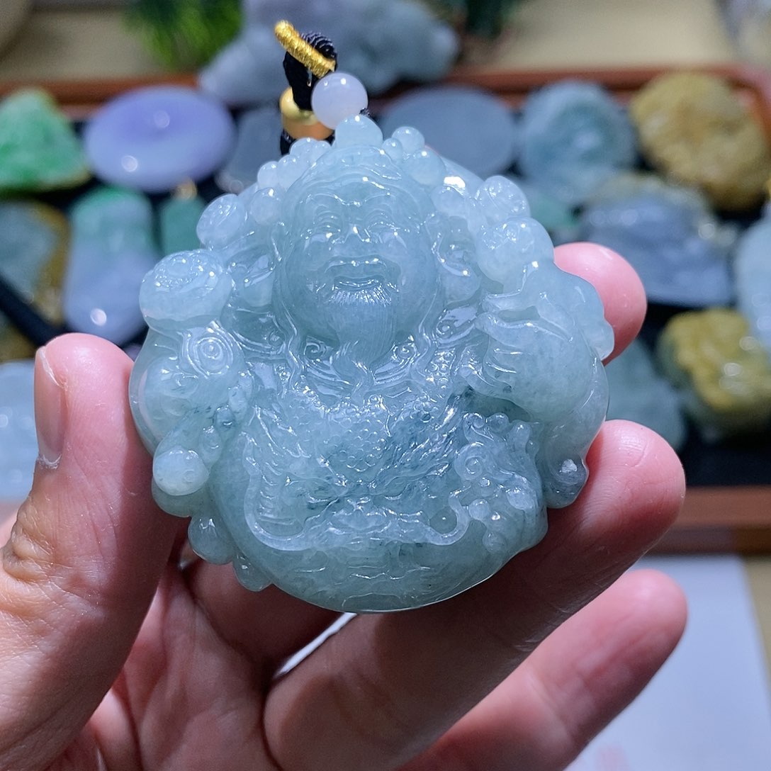 【闪购商品】翡翠颈饰未镶嵌财神