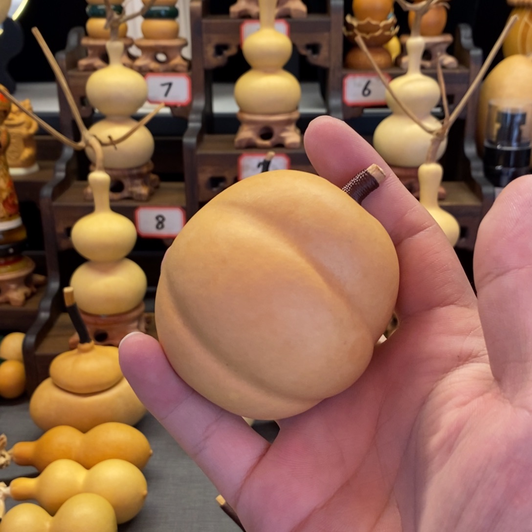 无***飞面包厚皮全品放漏闪电购