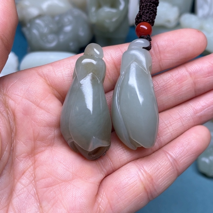 和田玉颈饰未镶嵌醉****｀