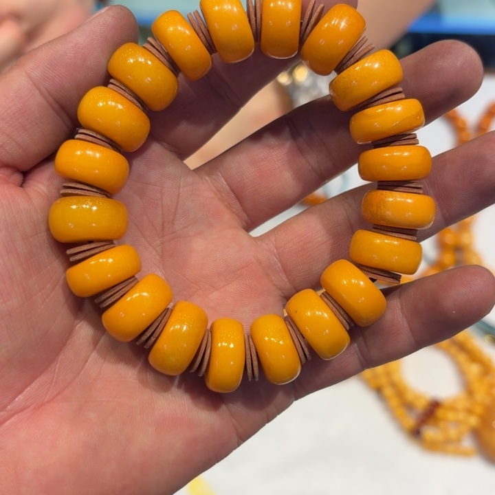 未镶嵌蜜蜡手链好看的喜欢带回家