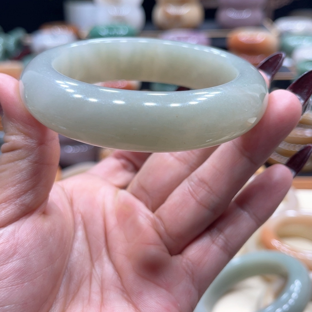 石英质玉手镯合金