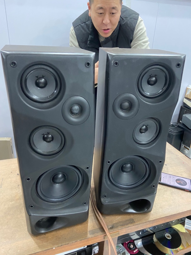 Jwsv7书架音箱，运费自理，不支持无理由退换货