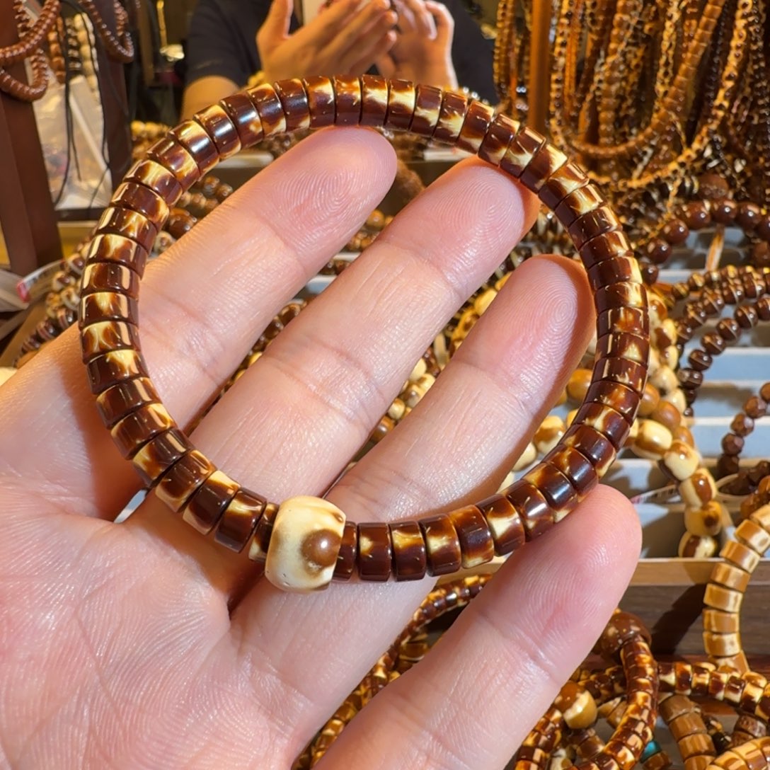 是***鸭手串紫金鼠紫金鼠火焰熊猫卡7一物一拍精品毕业级