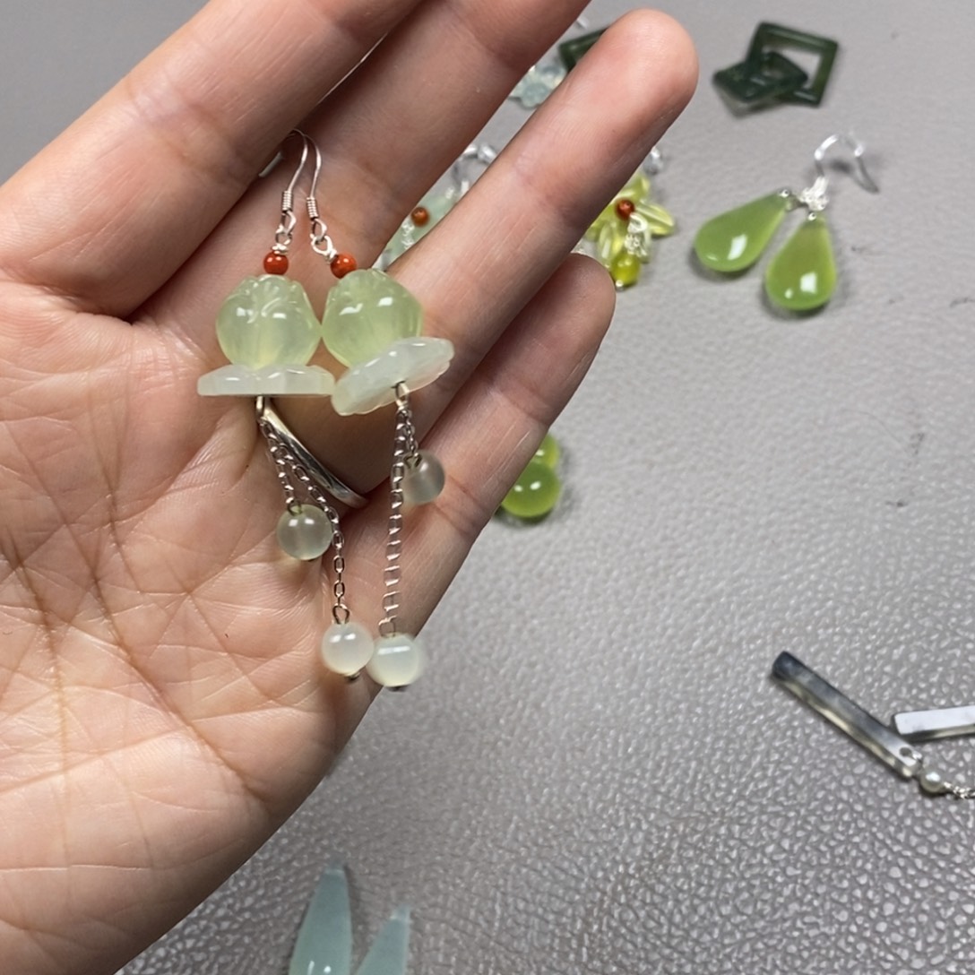 蛇纹石玉未镶嵌挂件耳饰耳环项链