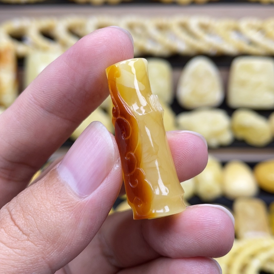琥珀未镶嵌裸石琥珀蜜蜡