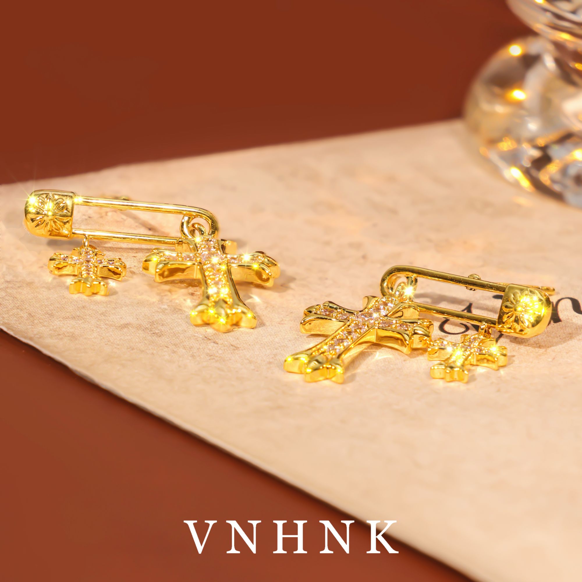 铜合金合成锆石耳饰 美可儿  N272   金色小众气质耳环预售