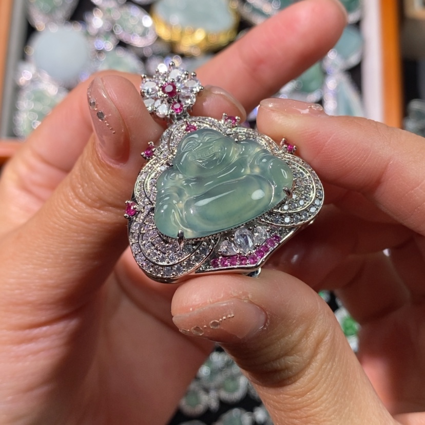 【闪购商品】翡翠颈饰未镶嵌天然