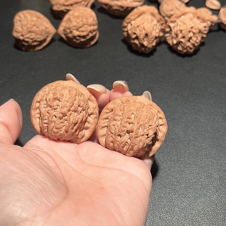 吊坠文玩核桃血麒麟