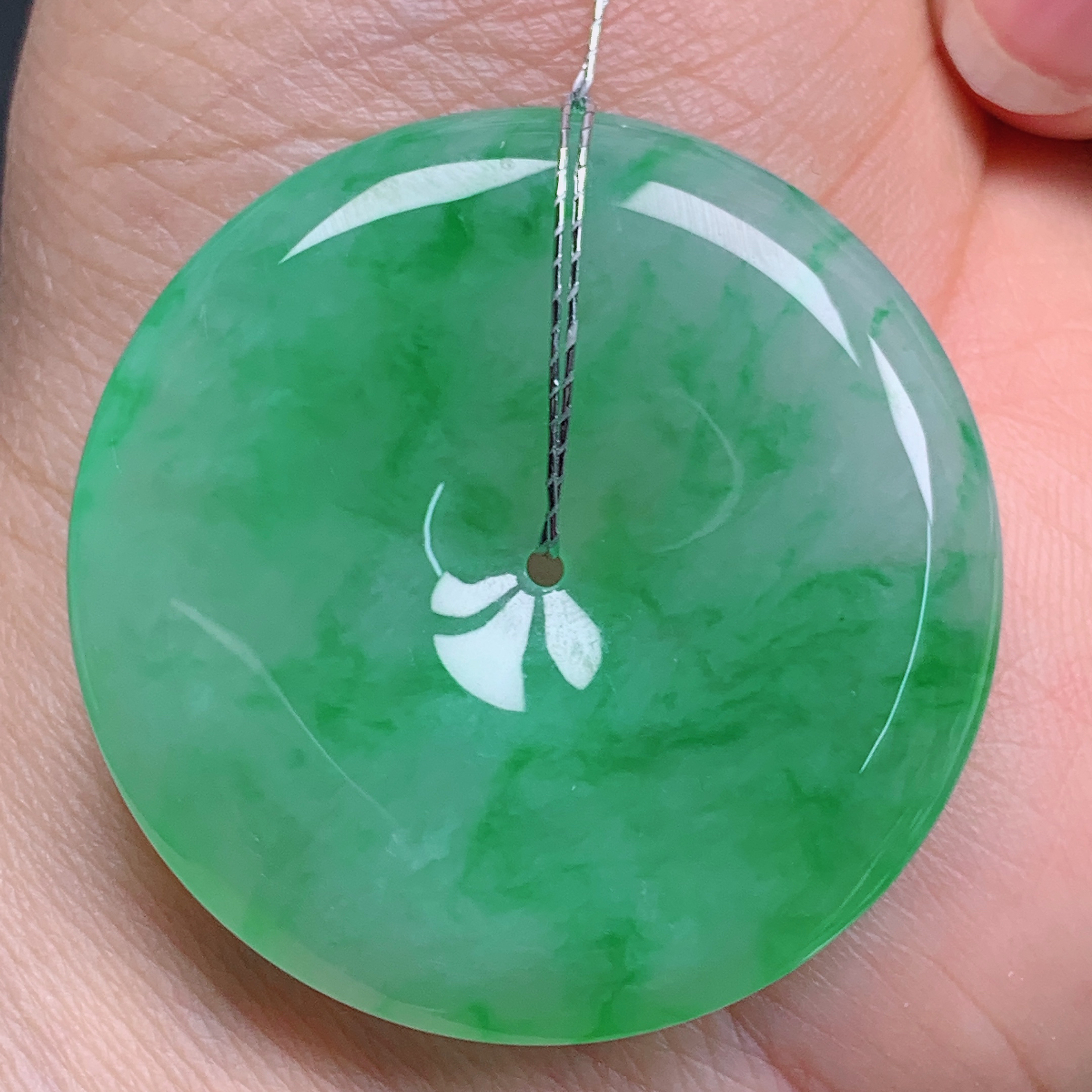 天然缅甸翡翠A货冰飘绿平安扣气质精美尺寸36.2+6.2  370