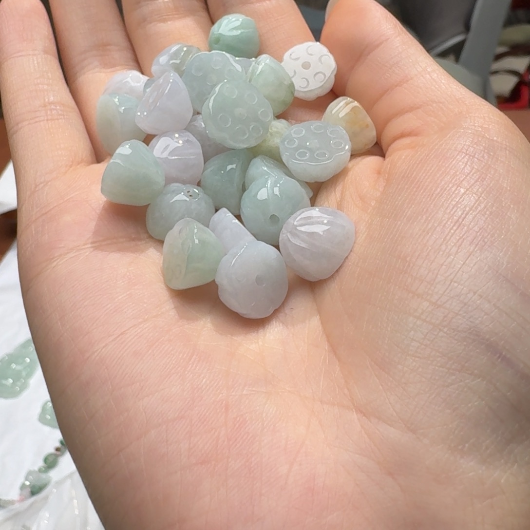 未镶嵌挂件翡翠福利1个，不包邮，拍一单邮费发货