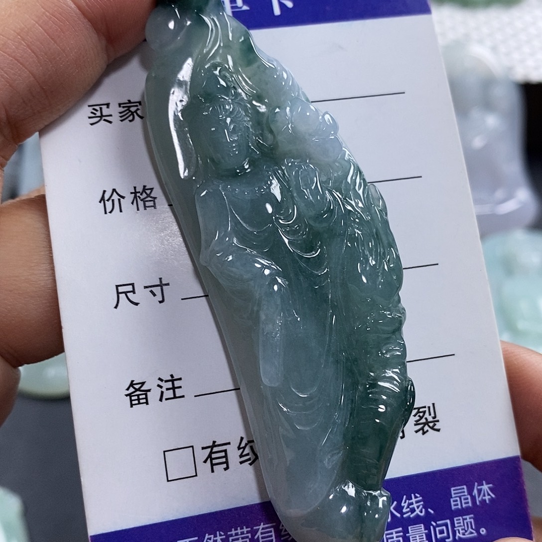 翡翠未镶嵌颈饰翡翠