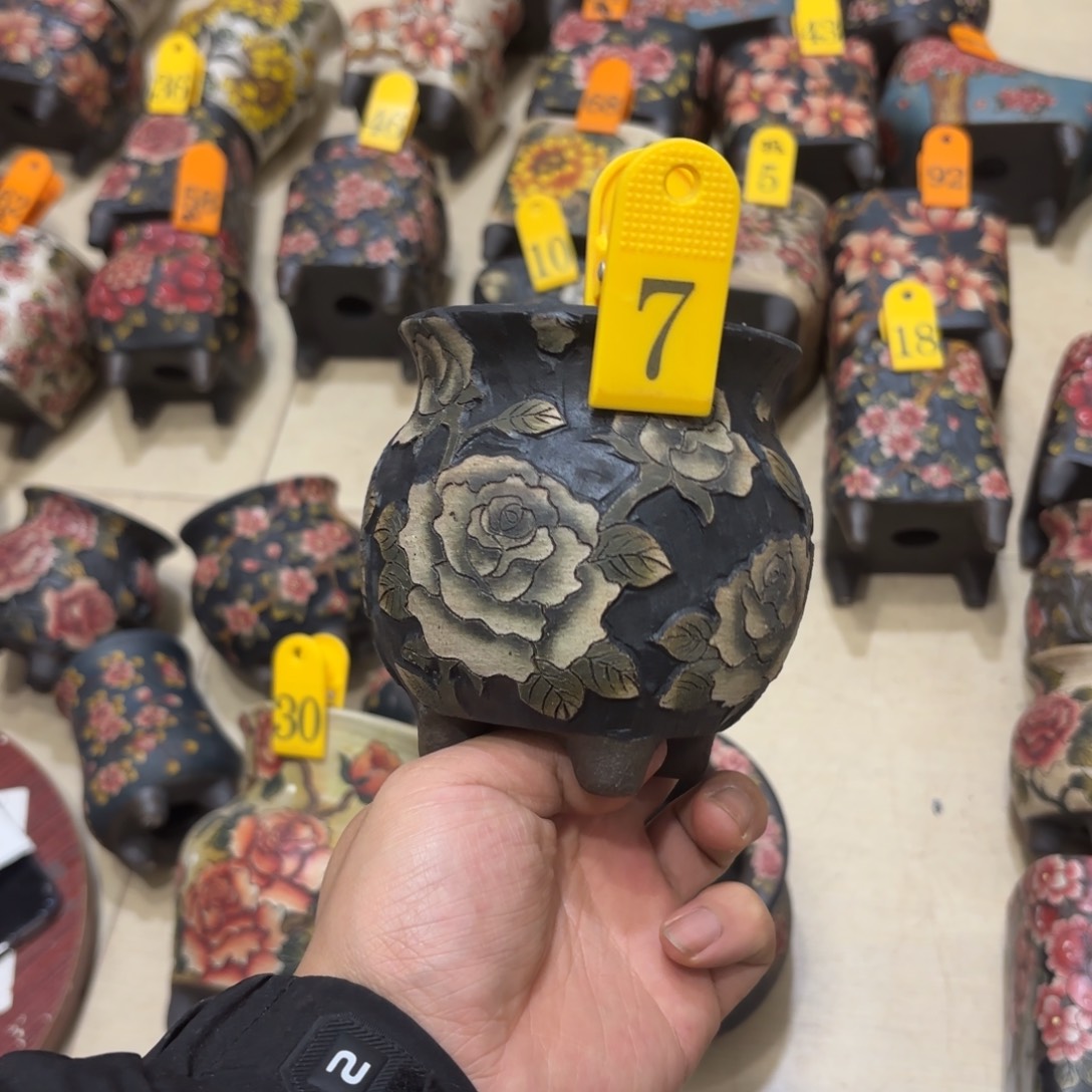 H***.哈哈哈哈哈哈哈哈