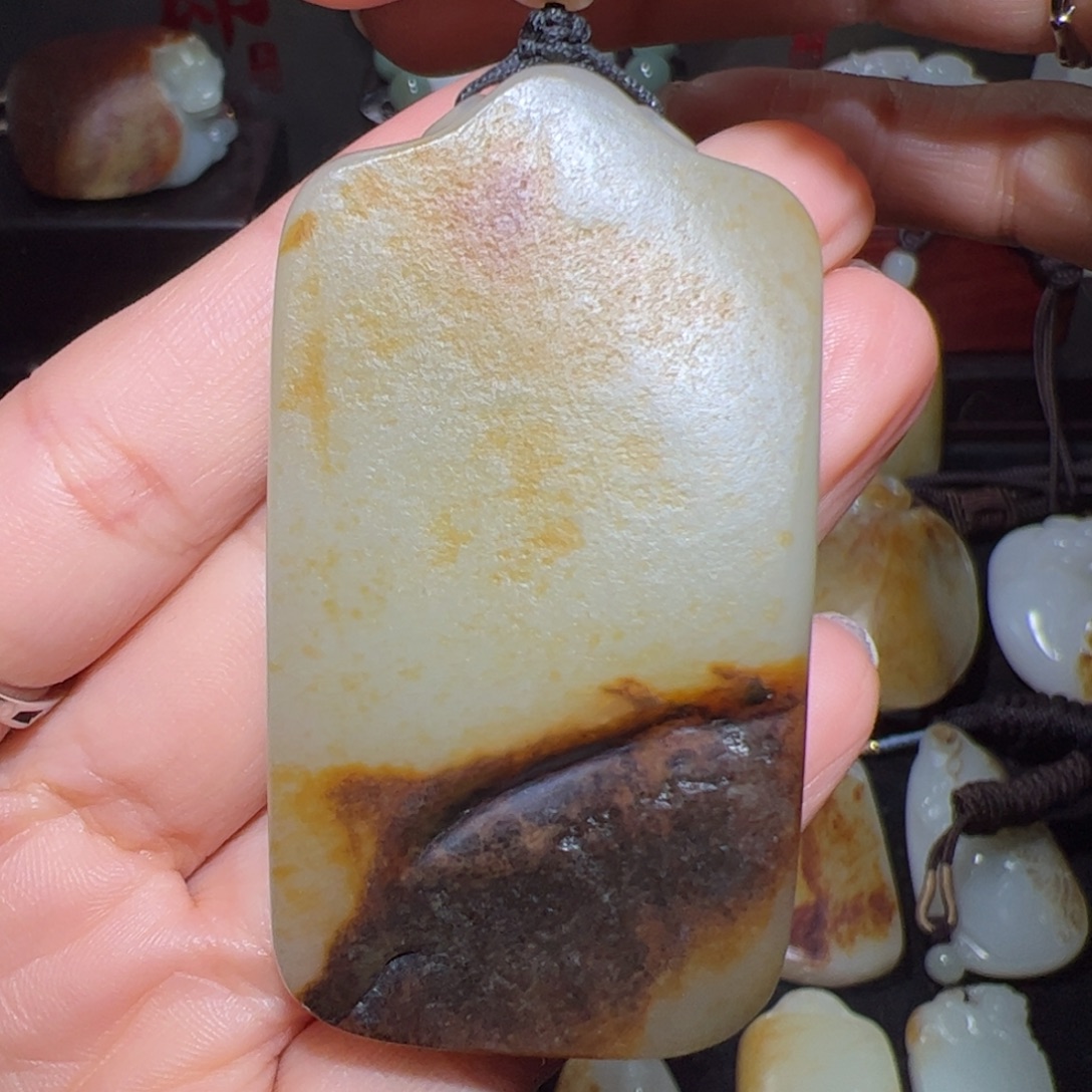 和田玉（子料）未镶嵌颈饰