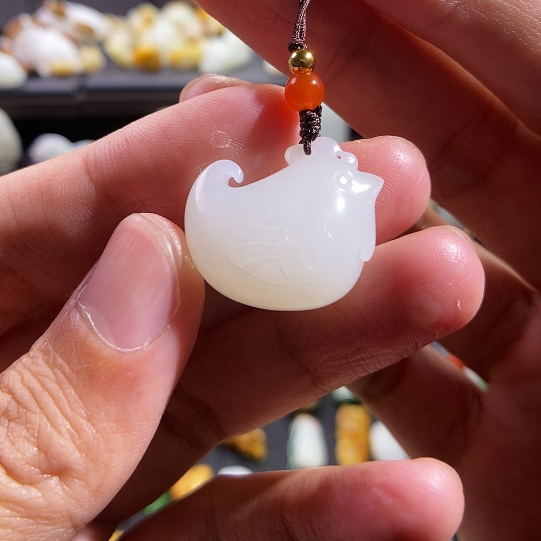 和田玉颈饰未镶嵌