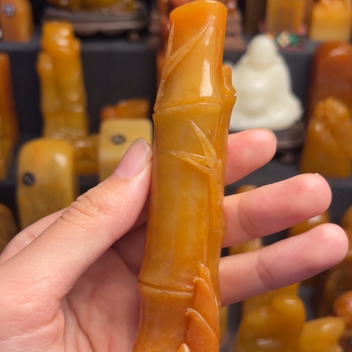 扇***哥田黄石题材：工艺品