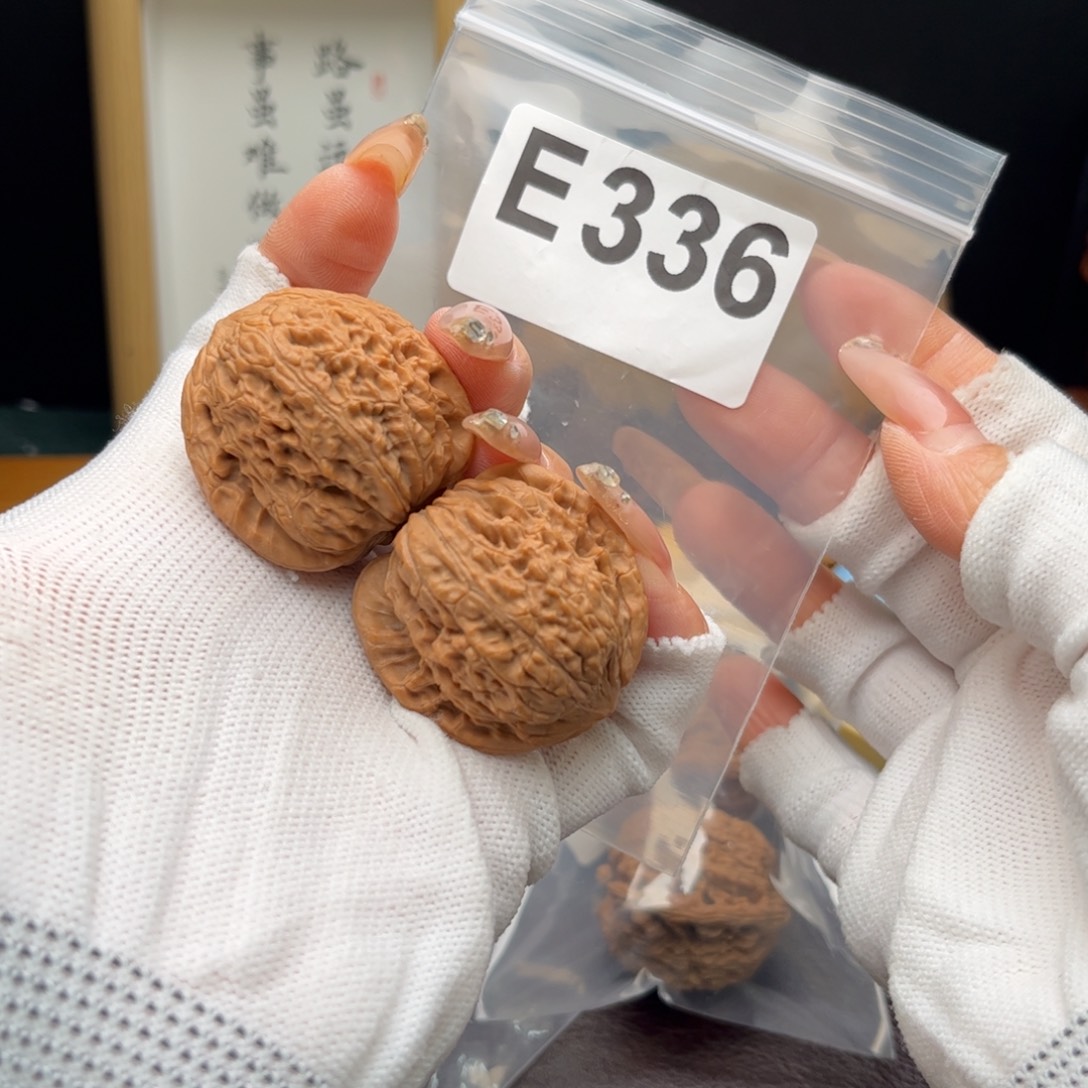 把件文玩核桃36绣球e336