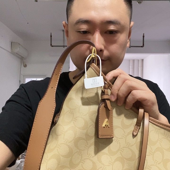 蚕丝PVC水牛皮（革）小牛皮（革）牛皮纸