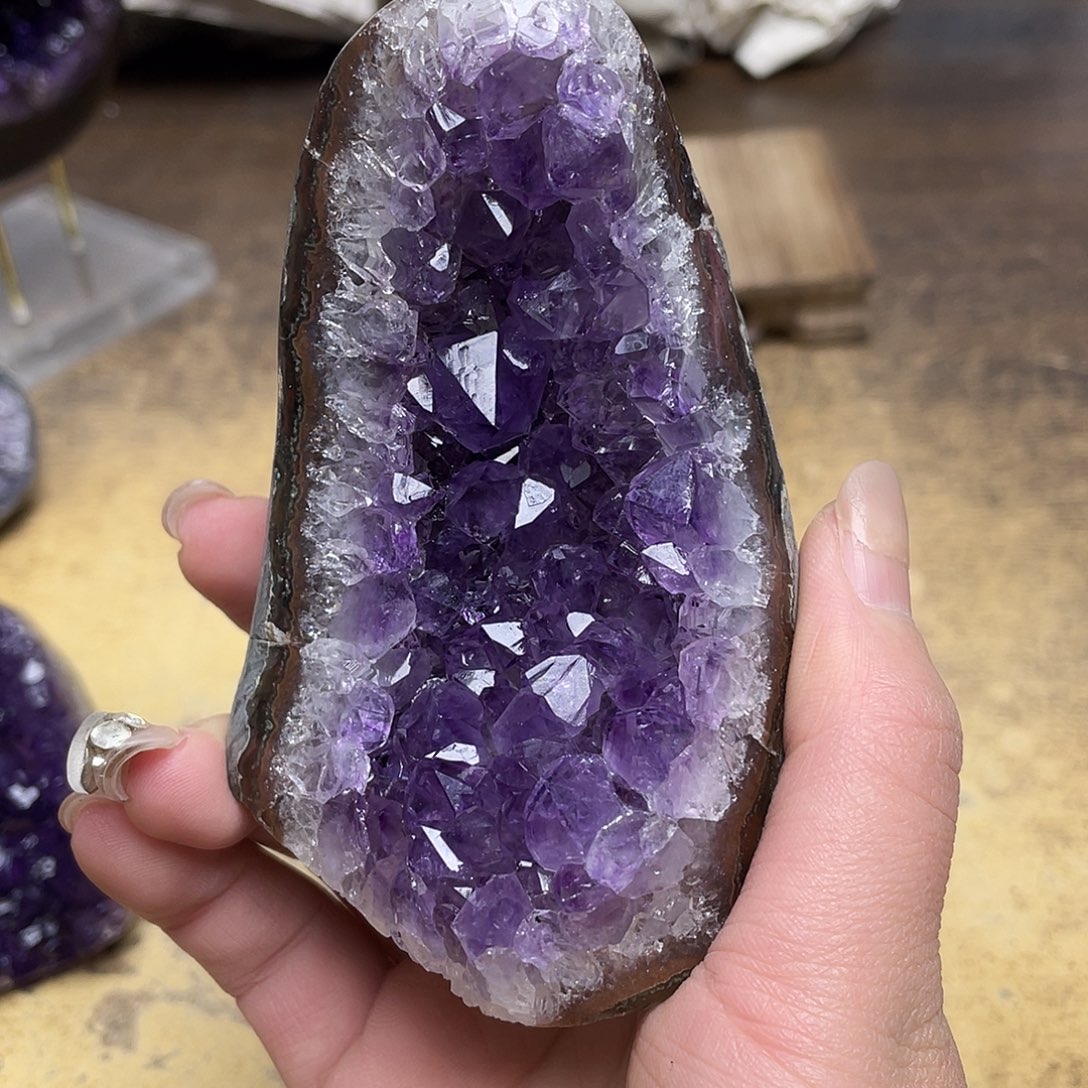 未镶嵌紫晶大型摆件（非配饰）