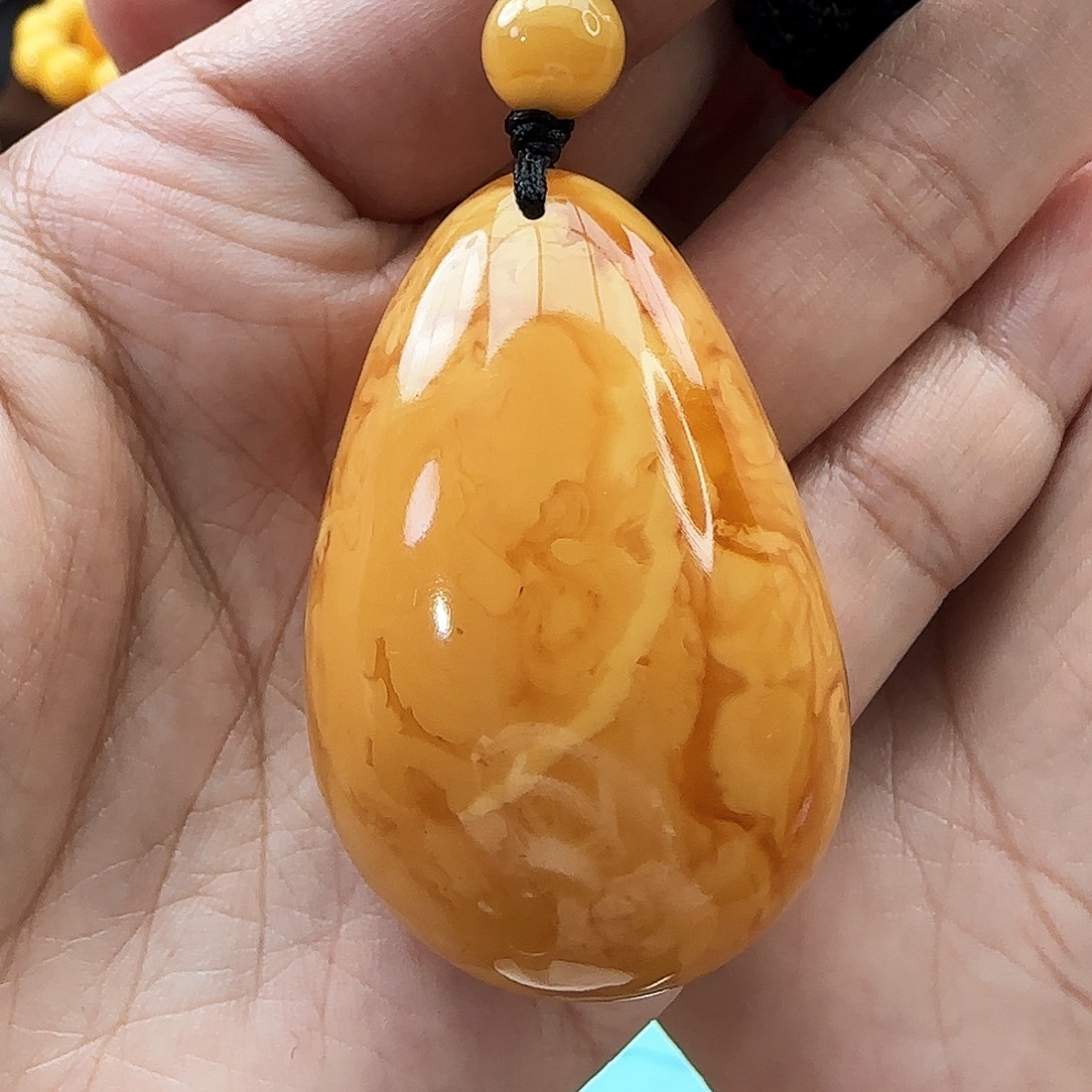 琥珀颈饰未镶嵌吊坠