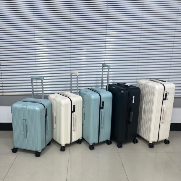 大容量加厚防刮耐磨静音万向轮拉杆箱旅行托运登机箱男