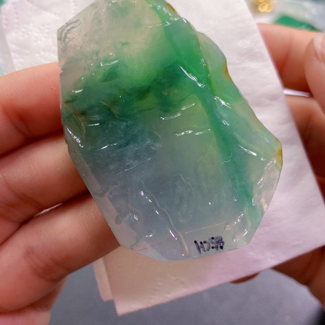 【闪购商品】翡翠吊坠(不含链)未镶嵌