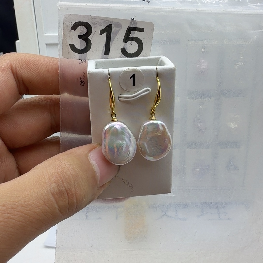 合金淡水珍珠颈饰