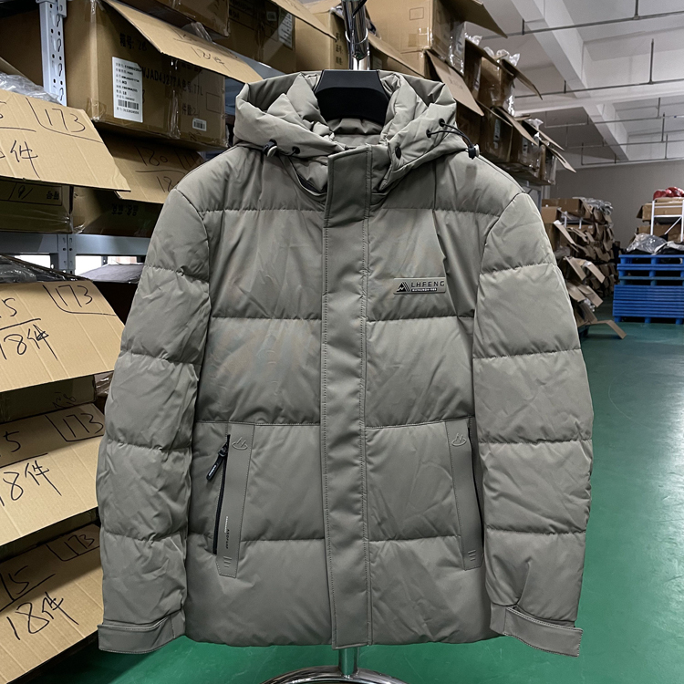 （618）清仓特惠新款连帽羽绒服防寒保暖休闲冬简约外套品牌代工