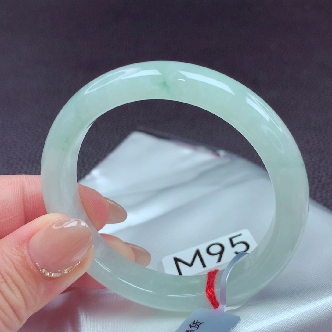 翡翠手镯未镶嵌手镯88