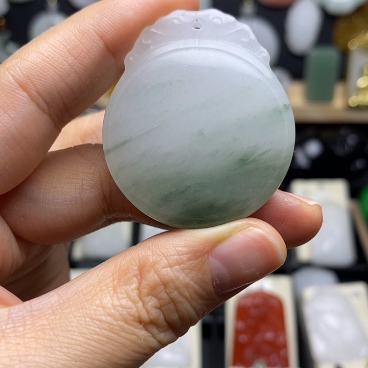 钠长石玉合金颈饰