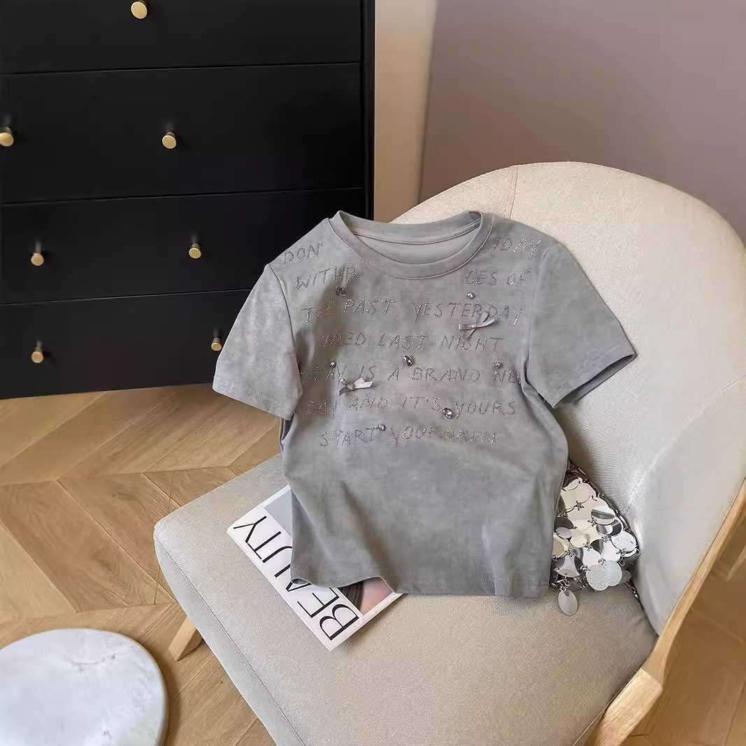 别致短袖T恤女夏季新款正肩修身韩版韩系chic高级感圆领正肩上衣