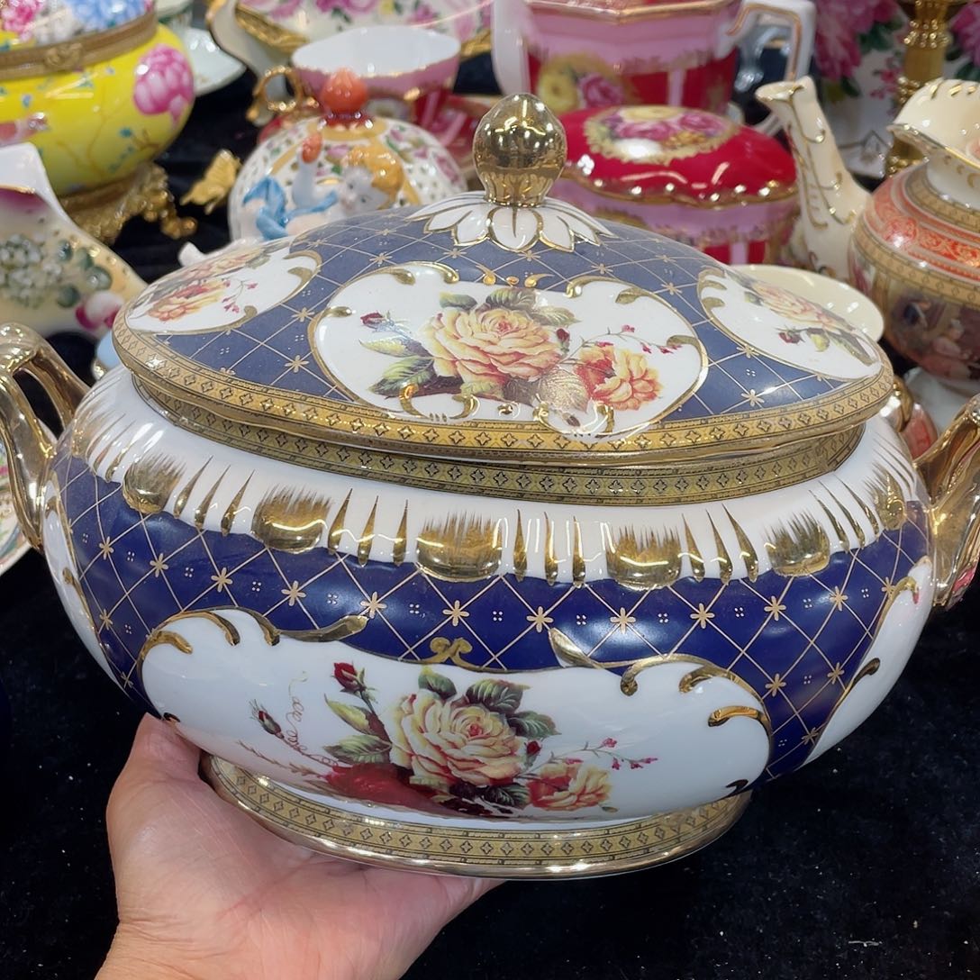 摆件双耳摆罐一个