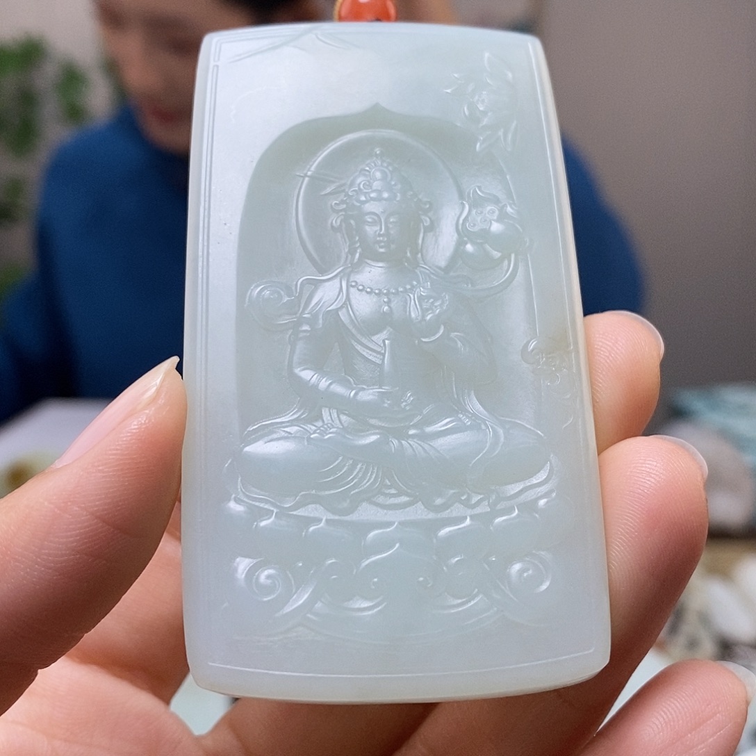 学***）和田玉未镶嵌颈饰