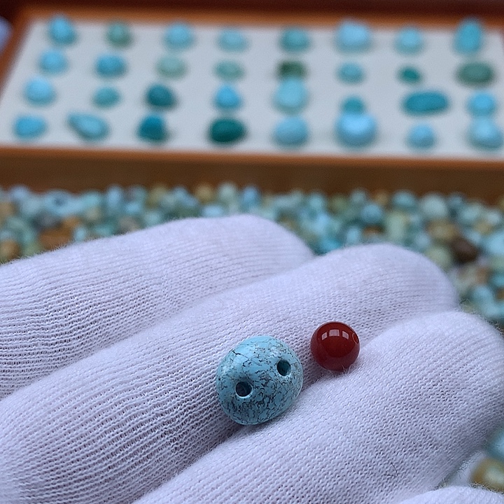南红玛瑙未镶嵌珠宝奇石